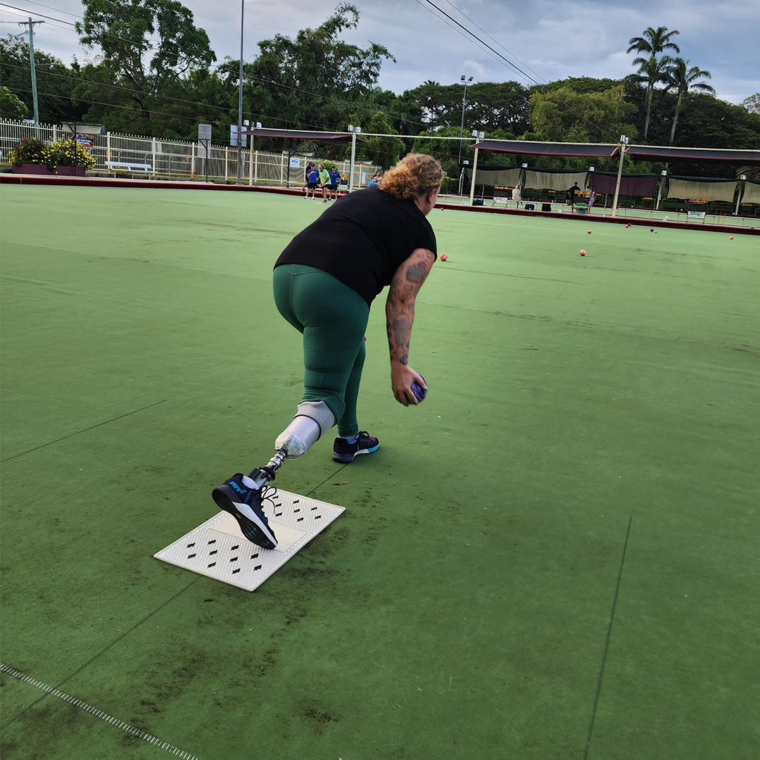 Ainsley Hooker plays lawn bowls in Townsville