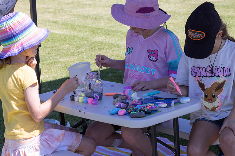 Arts and Craft at Invictus Australia Defence Community Sport Expo